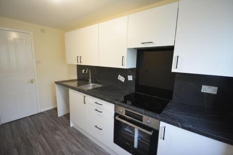 Parello are excited to bring to the rental market this stylish one-bedroom apartment, perfectly positioned just ten minutes from Manchester City Centre.