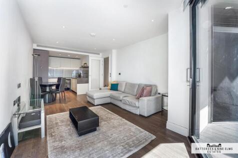 A two-bedroom, two-bathroom apartment set within the exclusive Riverlight development, phase 4. This modern apartment boasts contemporary design and style. Residents benefit from stunning communal fac