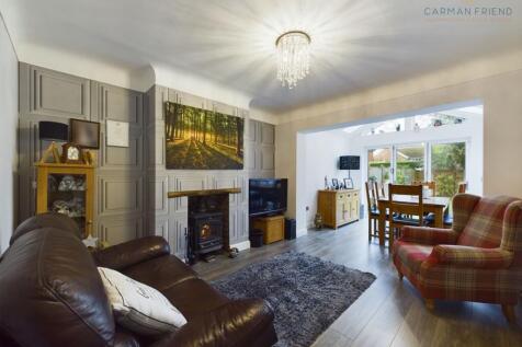 Sitting/Dining Room