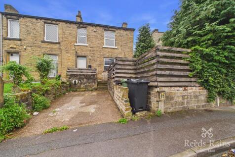 3 Bedroom Terraced in HD4 6DD