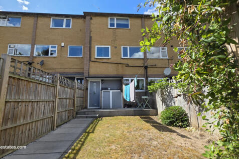 2 bed maisonette for sale Burnside Close, Barnet