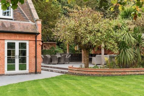 1360380-11-68e91883e05e9-ARW-1