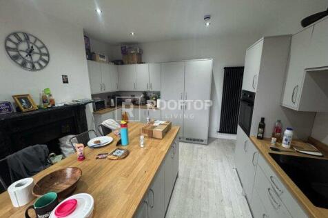 belle-vue-road-ls3-1hg-1060428