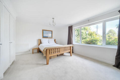 1331019-4-68928ba...