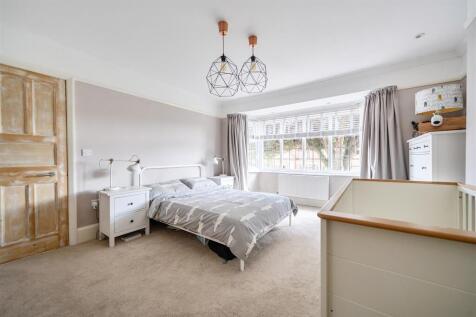 For Sale by Aspire Residential | Treveor Close