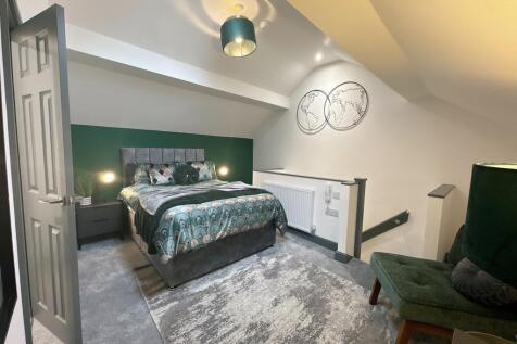 Marvellouse 5 bed house share on Kelverlow Street