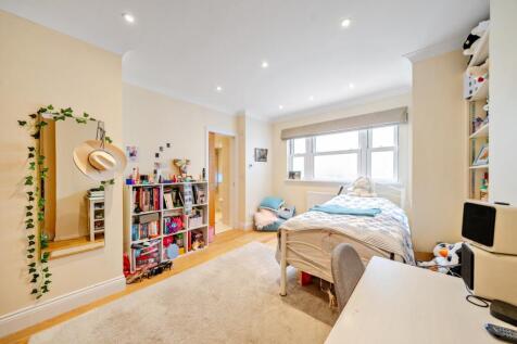 1347428-16-68b5e0...