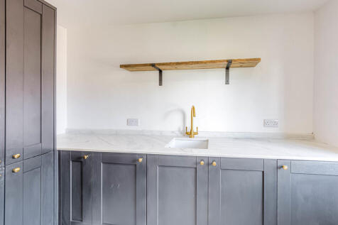 17 Orchard Way   ...