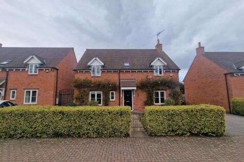 4 Bedroom Detached in NN14 1TP