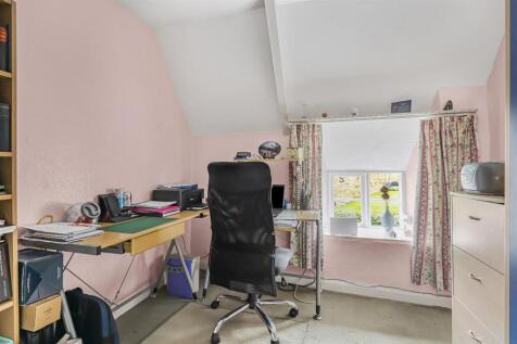 The Old House, Hannington