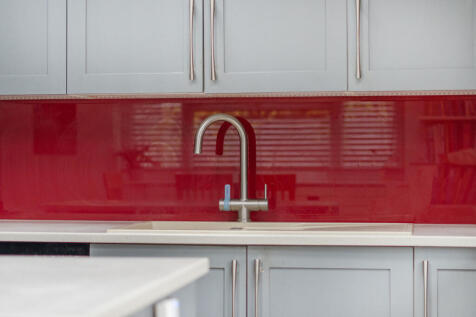 1383285-6-692826b...