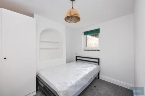 Surrey Street 6-009.jpg