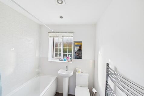 CAM04578G0-PR0026...