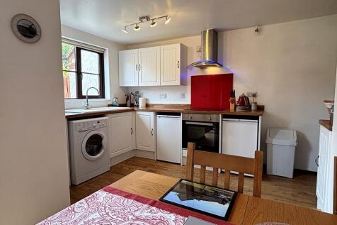 Kitchen.JPG