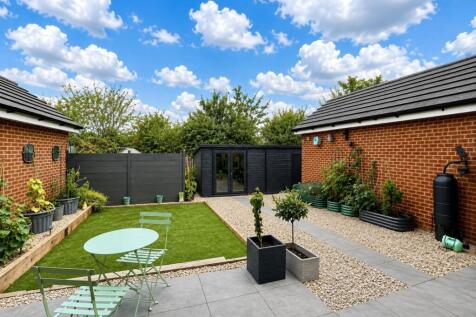 Blackberry Grove - garden2.jpeg