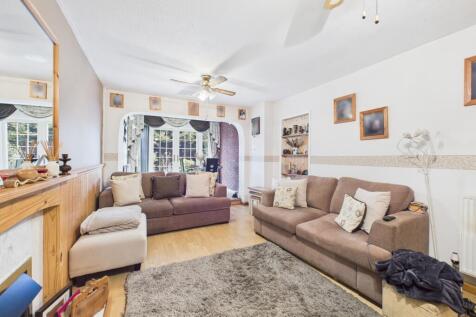 CAM05192G0-PR0167-STILL002