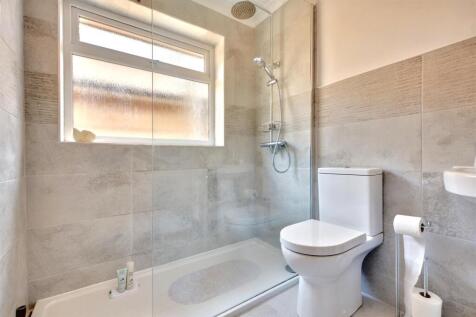 Shower Room.jpeg