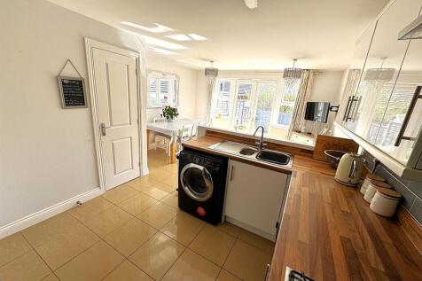 thumbnail_image0 (2).jpg