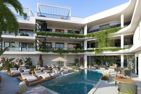 Apartments & Pool -