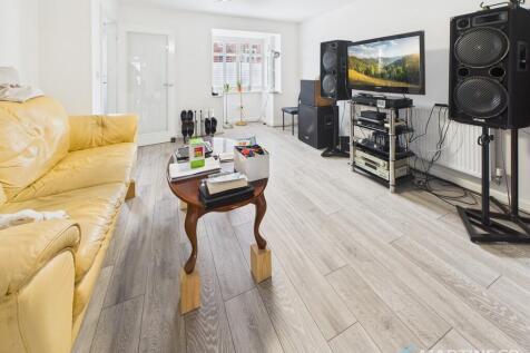 CAM02318G0-PR0553...