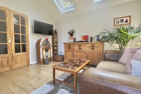 FullSizeRender (8...