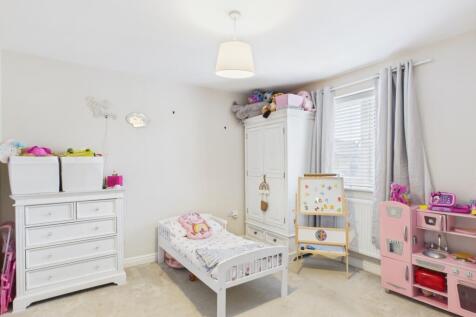 CAM02313G0-PR0081-STILL005