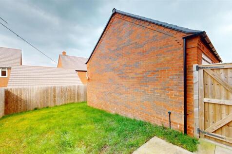 Fox Avenue 7 Rear Garden 2024.jpg