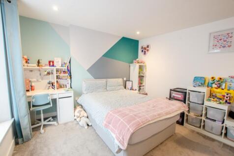 9 Robartes Road TPS Bodmin 01208 74182-10