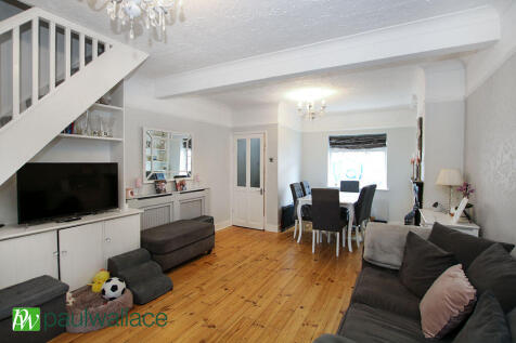Lounge/Dining Area