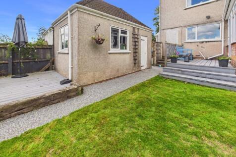 Detached Garage