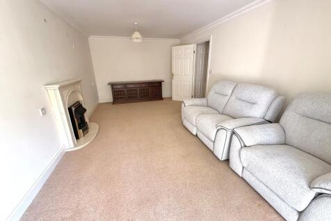 16 Pegasus Court ...