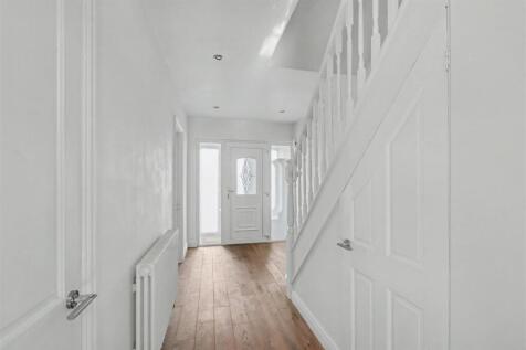 Hallway_2.jpeg