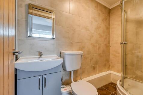 23 Cann Hall Drive-25.jpg