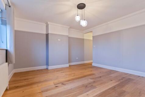 Bedroom including walk in wardrobe