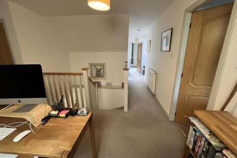 STAIRCASE AND LANDING