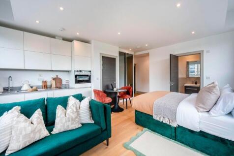 c045dace-80ae-49b...