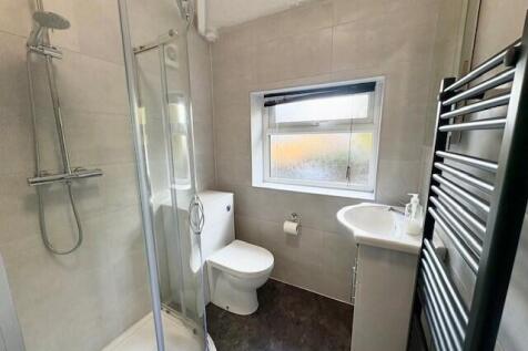 Shower Room.jpg