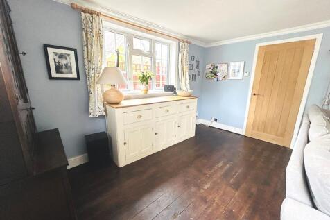 Sitting Room (2).JPEG