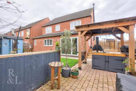 20 Ragley Close (34).jpg