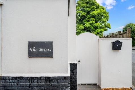 THE BRIARS