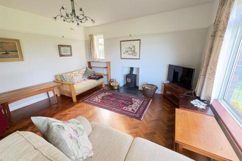 Sitting Room 2 Heathcote.jpg