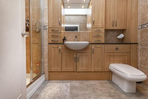 En Suite Shower Room