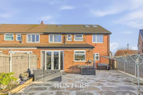 155 Mossway (41).jpg