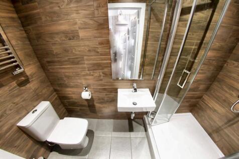 Kremlin bathroom.jpg