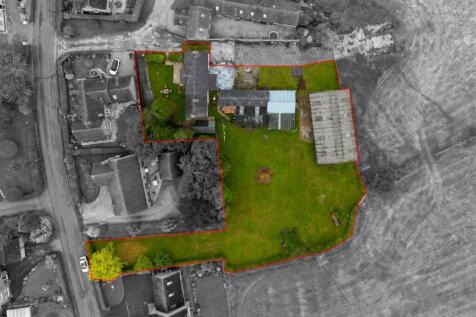 Top House Farm Plot New Black and White