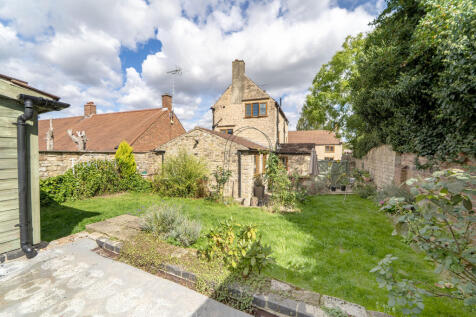 Whole Of Rear Garden