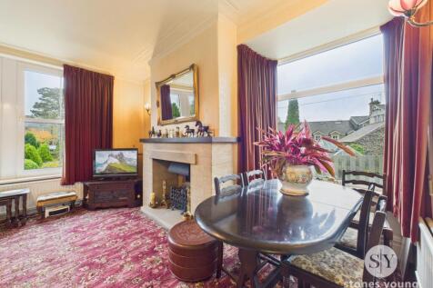 Lounge & Dining Room