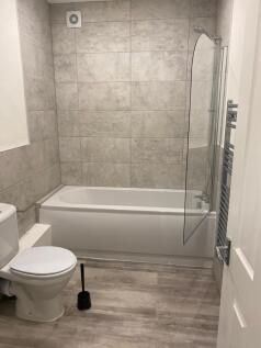 5 Bedroom House in DH1 3RB