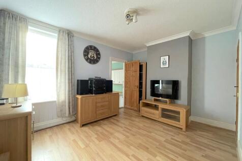 Living Room (1)