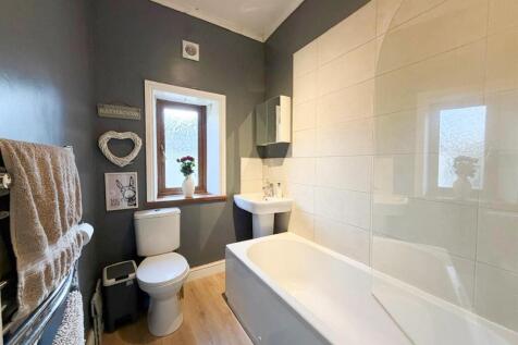 3 bed terrace, Steeton